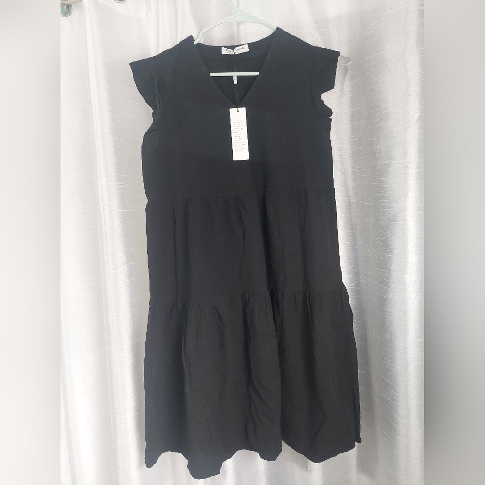 NWT Kate Kasin Black v-neck tiered dress size medium